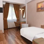 Grand Umit Hotel 2*