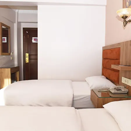 Hotel Grand Umit 2*