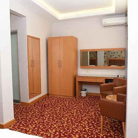 غراند أوميت فندق