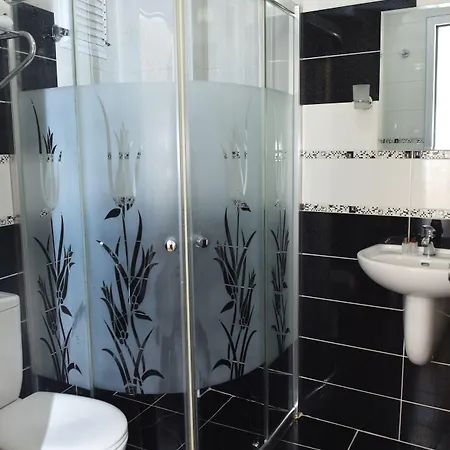 Grand Umit Hotel 2*